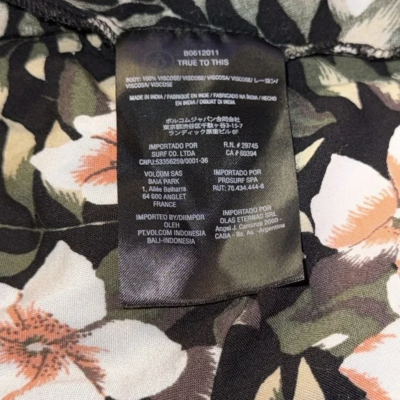 Volcom Black and Cream Floral Top - Picture 8 of 9